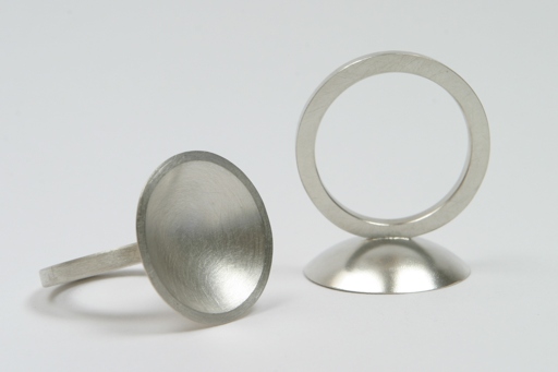 Dish rings