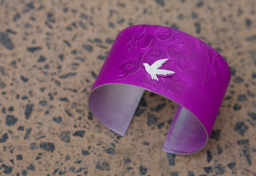 Wide aluminium cuff - blackbird on pink (08-BWC-P)